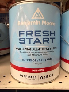 Benjamin Moore Fresh Start High-Hiding All-Purpose Primer Deep Base 046-04  4 Gallons