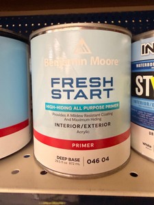 Benjamin Moore Fresh Start High-Hiding All Purpose Primer  Deep Base 046 04  4 Quarts