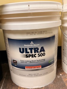 Benjamin Moore Ultra Spec 500 Interior Low Sheen Paint Base 2  5 Gallon