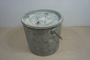 Vintage Frabill Floating Minnow Bucket