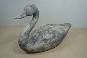 Vintage Swan Lawn Art