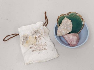 Lot Including Vintage United Arab Airlines Dish, Agate Slice, Crystals