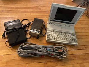 AST Advantage NB-SX25 Vintage Laptop w Charger Cables & Accessory