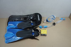 Cressi Adult Rondine Palau Fin Snorkel Set - Fin Size SM