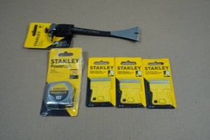 Stanley Molding Bar, Tape Measure & Scrapers