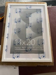 Americaflat Decorative Picture Frame - 14x20 with 11x17 Mat Opening