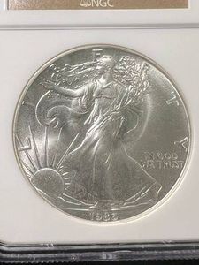 1986 AMERICAN SILVER EAGLE NGC MS69