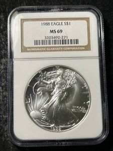 1988 AMERICAN SILVER EAGLE NGC MS69