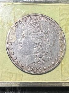 1882 US MORGAN SILVER DOLLAR IN CASE