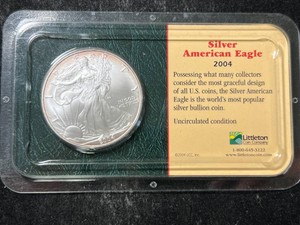 2004 AMERICAN SILVER EAGLE 1 TROY OZ .999 FINE SILVER IN CASE