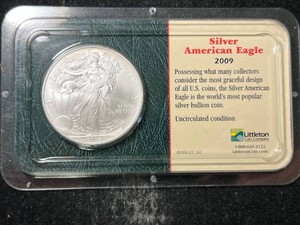 2009 AMERICAN SILVER EAGLE 1 TROY OZ .999 FINE SILVER IN CASE