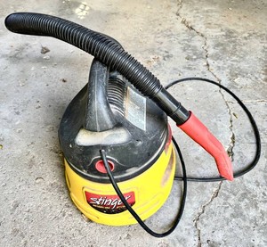 G - Wet Dry Vac - Stinger WD20000 2 Gallon