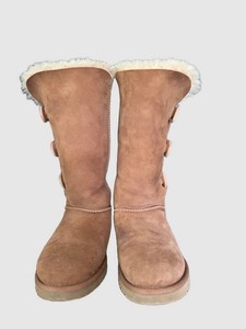 DR - UGG Bailey Button Boots Size 7