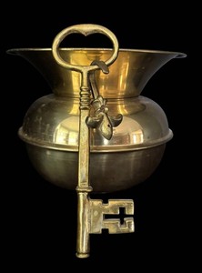 DR - Vintage Brass Spittoon With 2 Keys (Lot of 3)