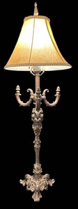 DR - Vintage Hollywood Regency Brass Table Lamp With Shade