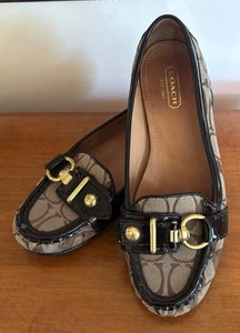 MB - Coach Signature Canvas Patent Trimmed Loafers