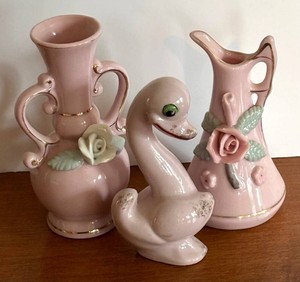 MB - Vintage Japanese Pink Ceramic Vases & Swan Figurine