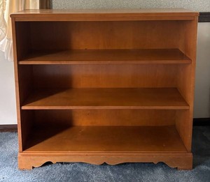 BR3 - Vintage Three Shelf Bookcase