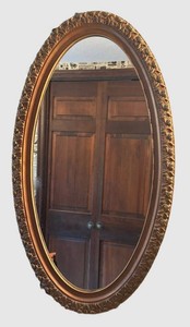 UB - Oval Wall Mirror with Vintage Ornate Frame