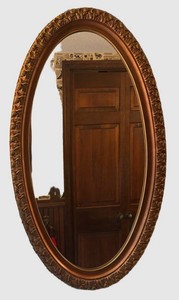 UB - Vintage Oval Mirror in Ornate Frame