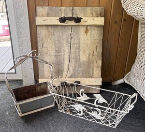 P - Rustic Decor including Wall Plaque, Metal Basket & Wire Basket