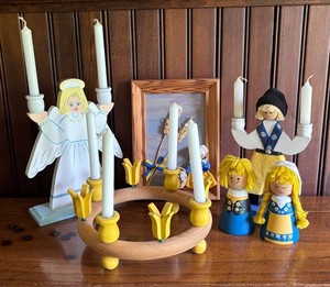 LR - Scandinavian Folk Art