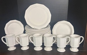 DR - Pfaltzgraff Heritage Dinnerware Plates & Footed Mugs