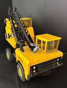 DR - Vintage Tonka Crane Truck With Clam Bucket