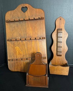 LR -Vintage Wooden Kitchen Decor Assortment