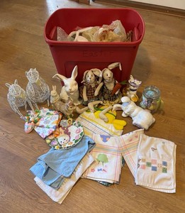 LL - Assorted Easter Decor