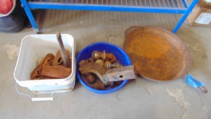 Large Lodge Cast Iron Pan, Shoeing Set and Hitch Balls