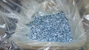 Container of 12 Self-Tapping Screws