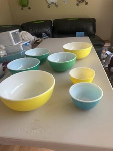 Lot of Pyrex Etc. Mixing Bowls