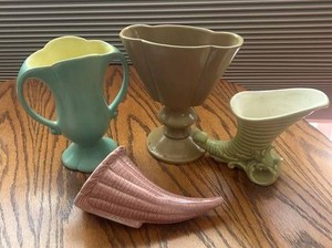 Hull & Red Wing Ceramic Vases Mixed Lot (4)