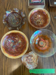 Carnival Glass Bowl Set (Lot of 5)