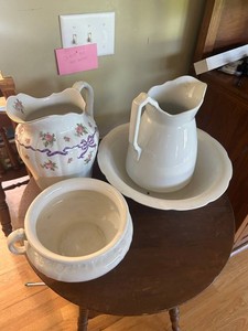 Ceramic Pitcher and Bowl Mixed Lot
