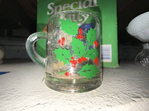 Vintage Christmas Holly Berry Clear Glass Mugs Matching Set