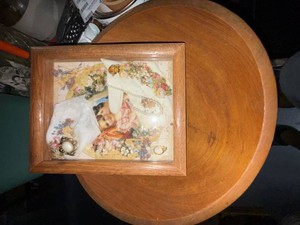 Wood Accent Table & Framed Victorian Shadow Box Home Decor Lot
