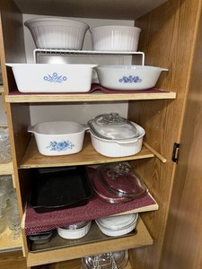 CorningWare & Pyrex Bakeware Casserole Dishes Lids Mixed Lot