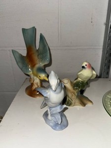 Set of 3 Vintage Porcelain Bird Figurines Glazed Decor