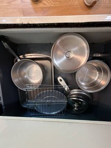 Mixed Stainless Steel Cookware Bakeware Kitchen Lot w Lids Rack