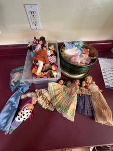 Vintage Doll & Toy Lot Barbie Clones Baby Dolls Clothes Accessories