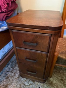 Vintage Waterfall Style 3-Drawer Wood Nightstand Side Table Cabinet