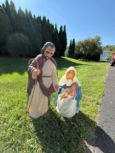 Vintage Outdoor Nativity Blow Mold Joseph & Mary Figures Set