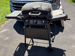 Expert Grill 3-Burner Propane Gas Grill Cart With Manual & Tools