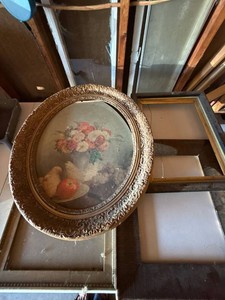 Vintage Decorative Picture Frames & Oval Still Life Wall Art Lot