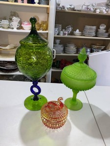 Empoli Rossini Italian Art Glass Apothecary Jar, Vintage 1960s, Jeanette Amberina Glass PowderTrinket Dish, and Indiana Glass Pedestal Candy Dish