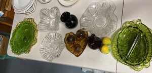 Lot of Vintage Pressed Glass & Pottery Decor Carnival Glass Acorns
