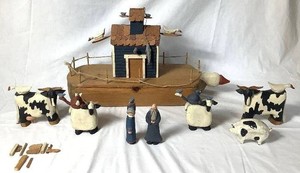 Vintage Williraye Studio Noahs Ark Figurine - 8 Piece Set Boat 21 x 12.5