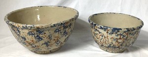 Pair of 2 Vintage 1920s Red Wing Sponge Panel Bowls  - 11 Bowl and 8 Bowl  stamped with Hartmans Store in Pierz, MN